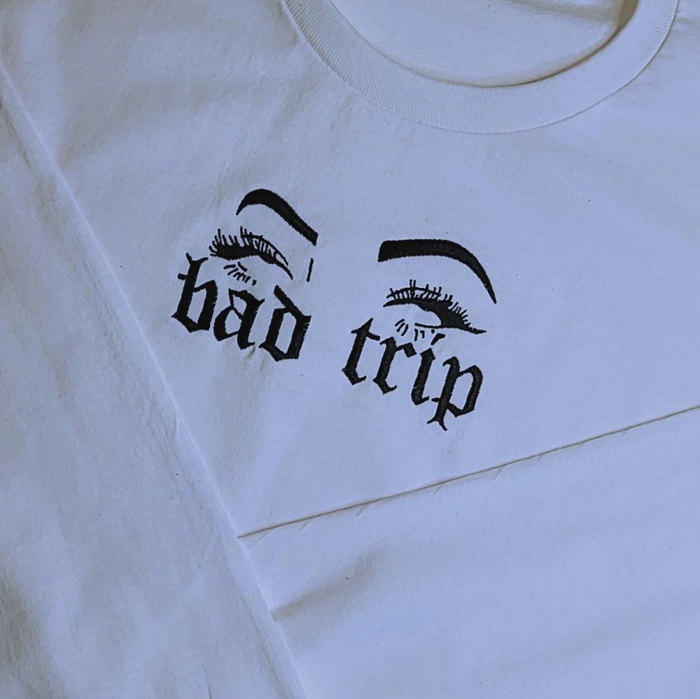 Graphic Embroidered Crewneck